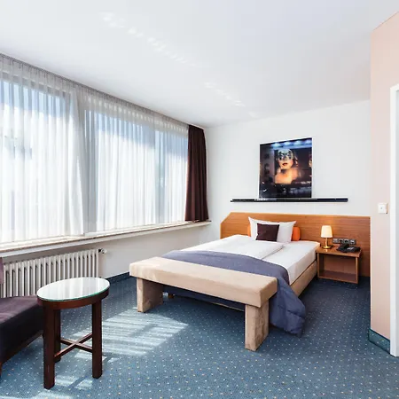 Servatius Hotell 3*