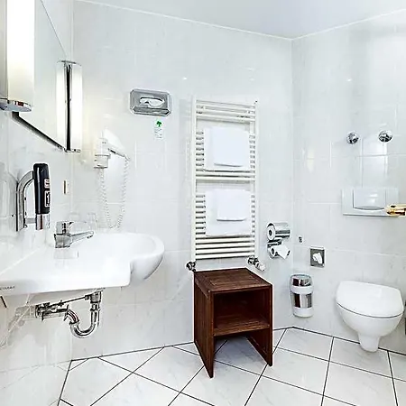 Servatius 3*